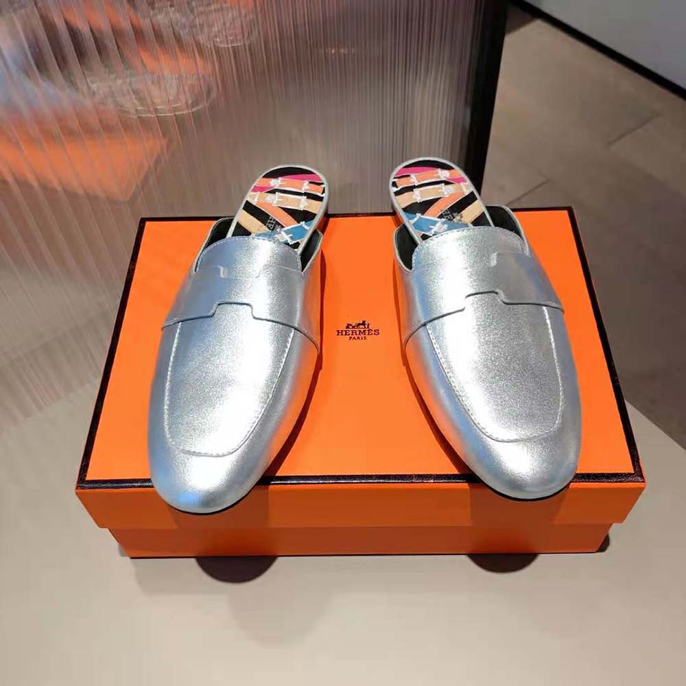 Top view showing supple goatskin texture on Hermes Women Catena Mule Mule