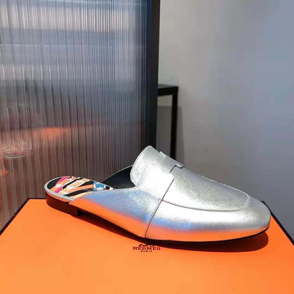 Hermes Women Catena Mule Mule in Supple Goatskin-Silver - image 8