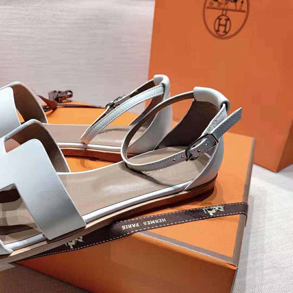 Hermes Women Santorini Sandal in Calfskin Leather-White - image 10