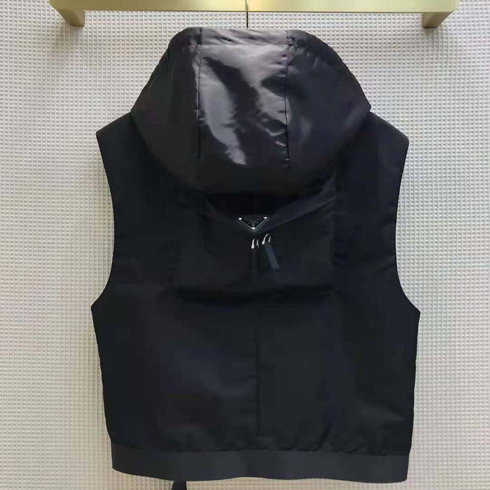 Side angle showing oversized silhouette of Prada Women Re-Nylon Gabardine Oversized Vest-Black