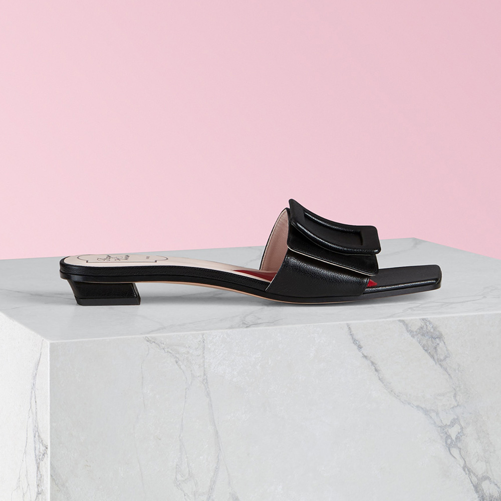 Side profile of Roger Vivier Women Covered Buckle Mules in Patent Leather-Black