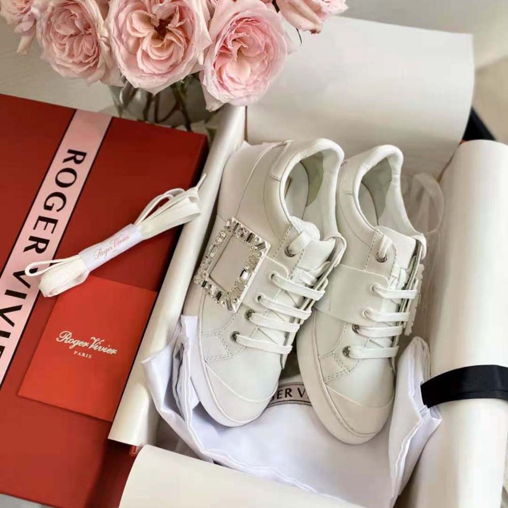 Close-up of sparkling strass buckle on Roger Vivier Women Viv Skate Sneakers
