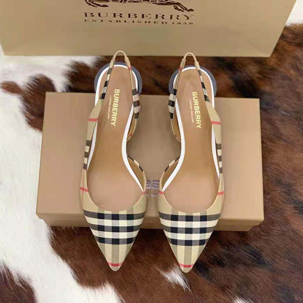 Close-up detail of gold buckle on Burberry Women Vintage Check Slingback Pumps