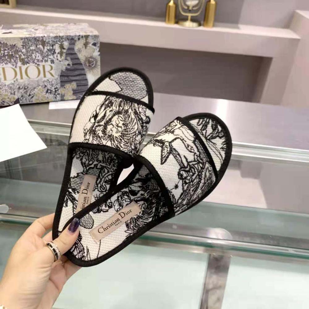 Dior Women Chez Moi Slide Black and White Dior Zodiac Embroidered Cotton - image 4
