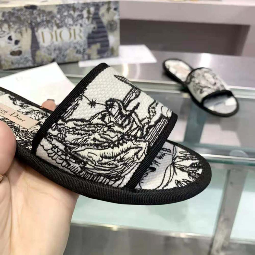 Dior Women Chez Moi Slide Black and White Dior Zodiac Embroidered Cotton - image 8