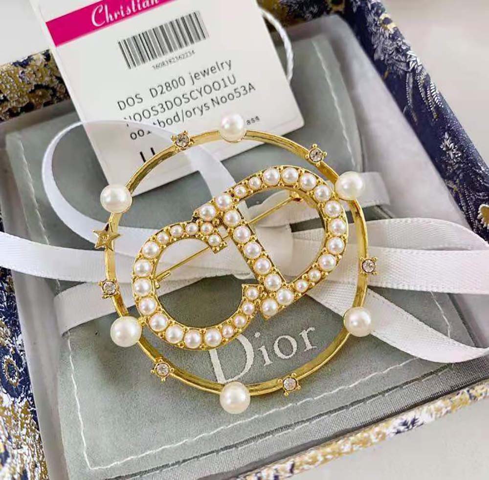 Side angle showing pin closure of Dior Women Clair D Lune Brooch