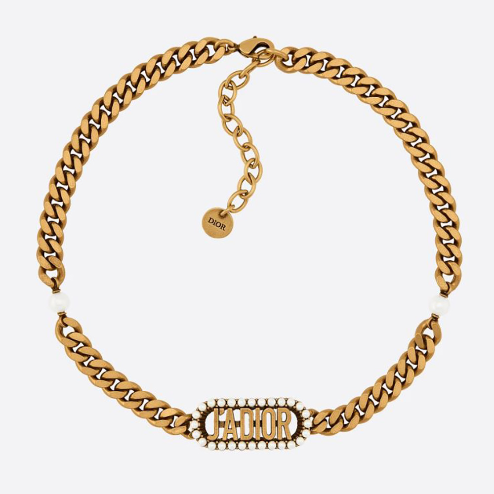 Close-up of Dior Women J’Adior Choker antique gold finish and pearls