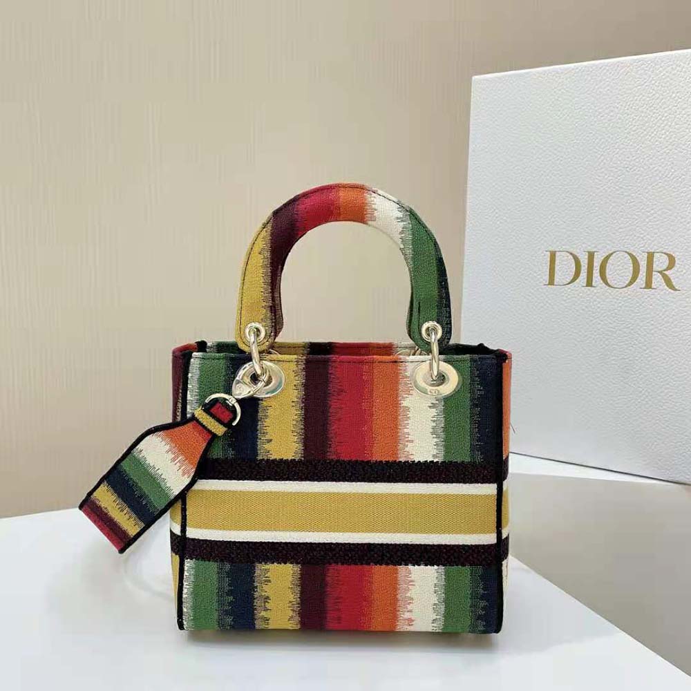 Side angle showing silver hardware on Dior Women Medium Lady D-lite Bag