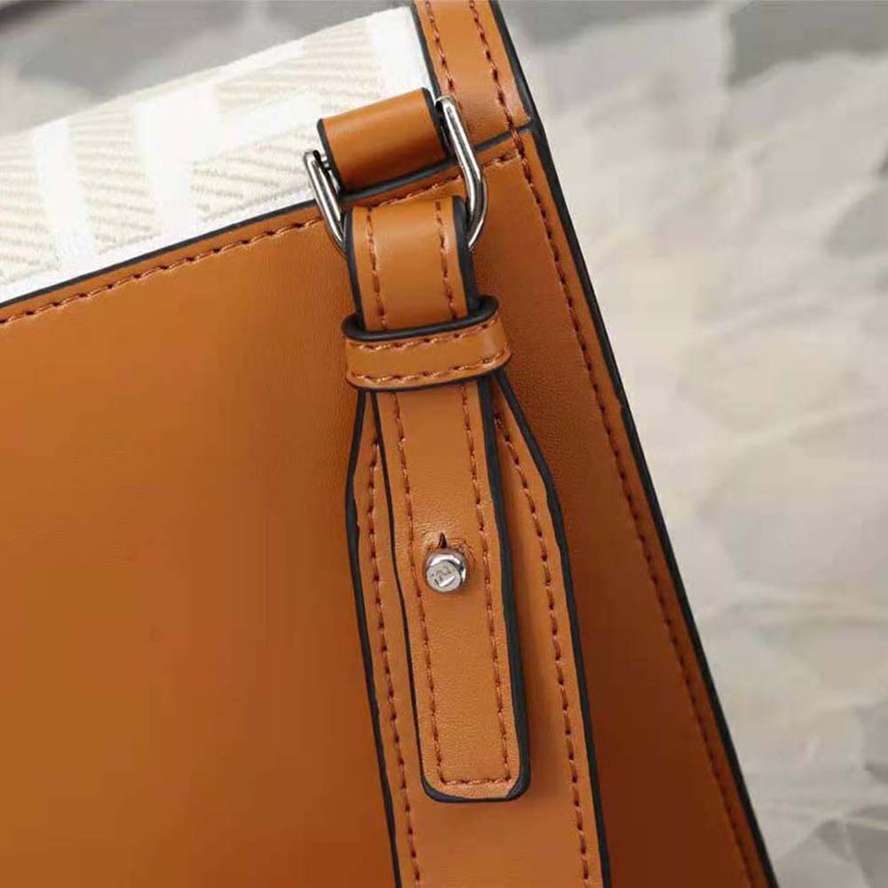 Fendi Men Flat Baguette Leather Bag-Brown - image 7