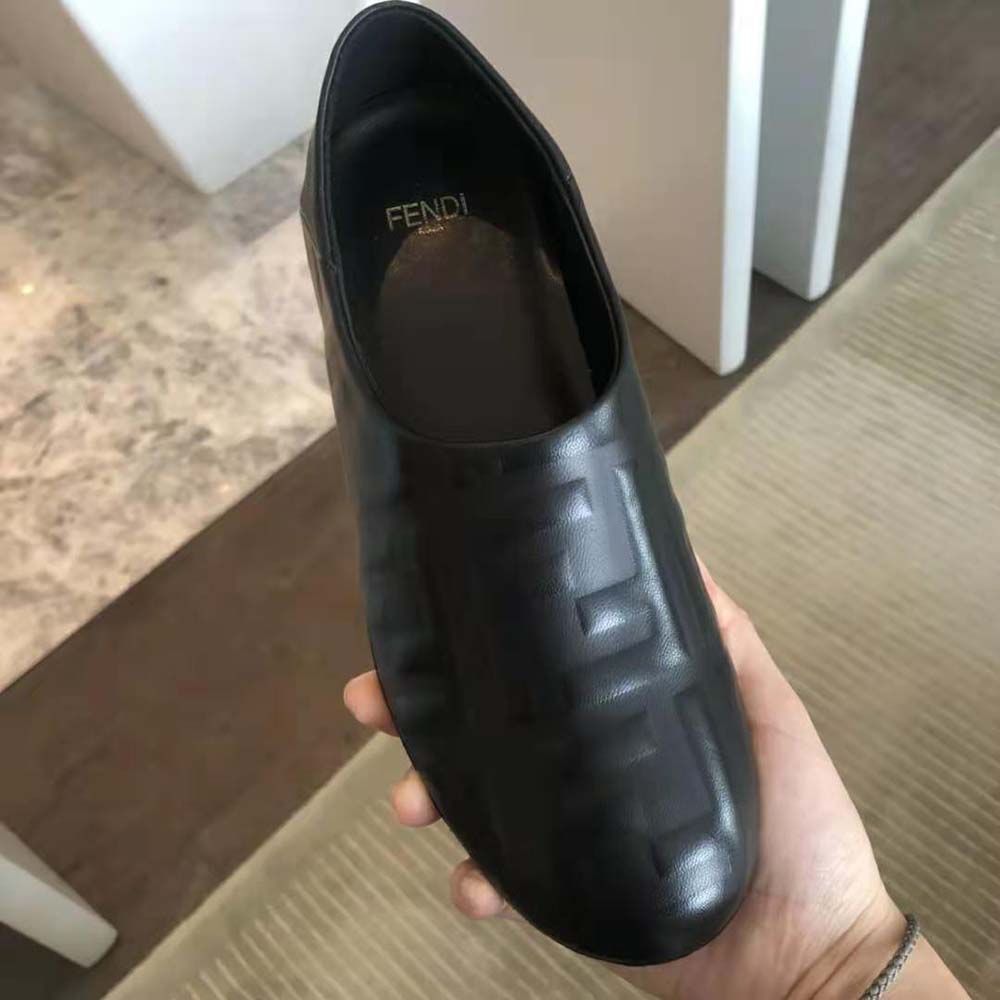 Fendi Unisex Signature Black Nappa Leather Slippers - image 9