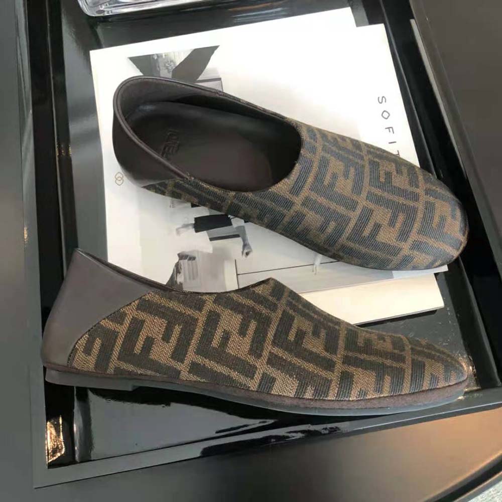 Fendi Unisex Signature Brown Fabric Slippers - image 10