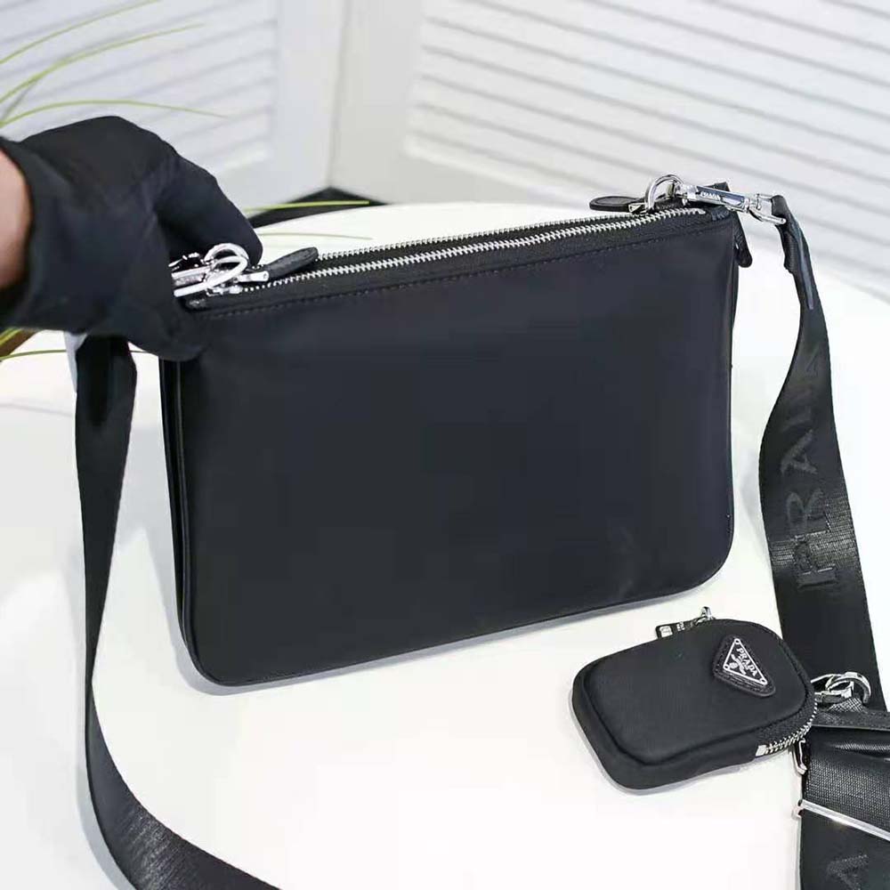 Prada Women Nylon Re-Edition 2000 Shoulder Bag-Black - image 4