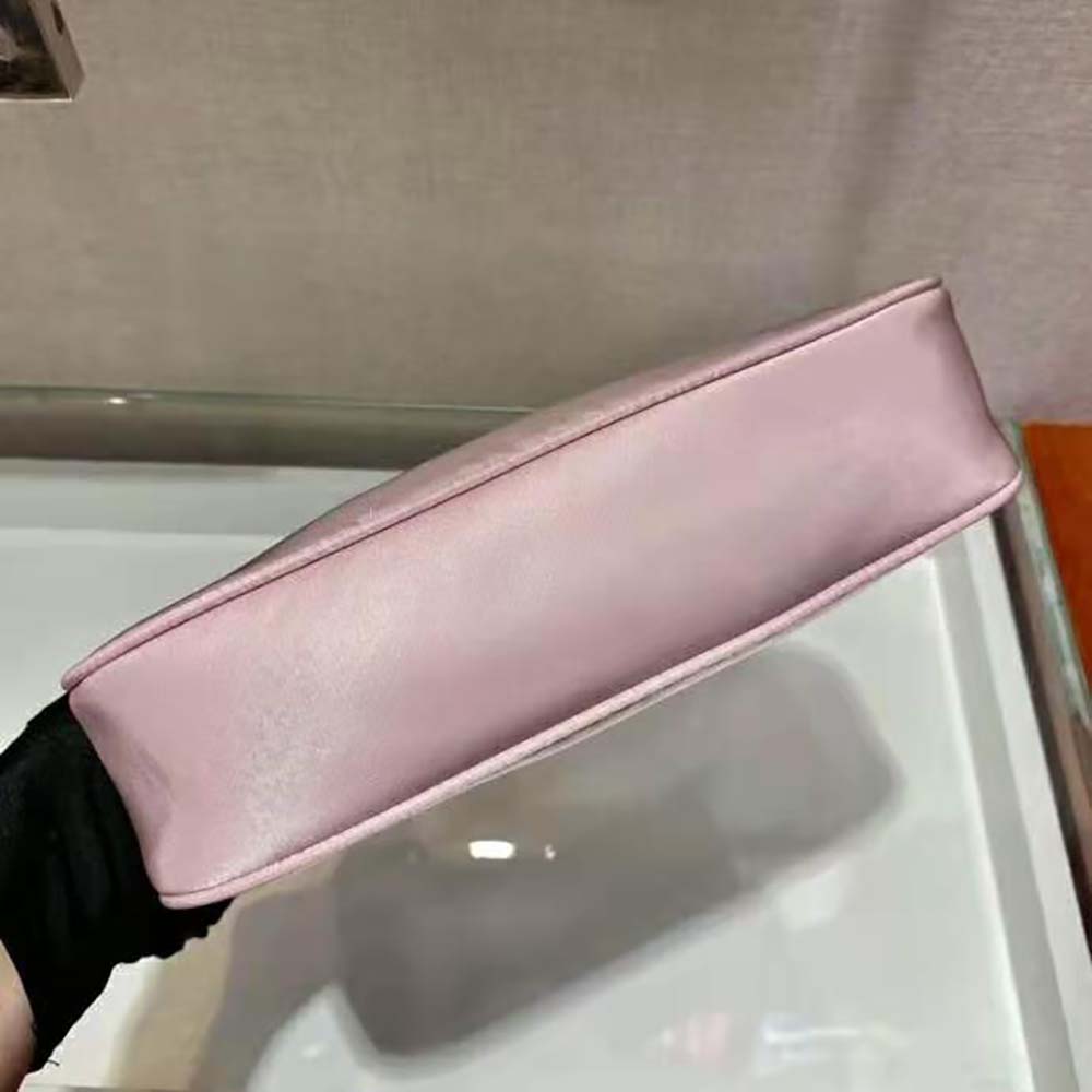 Prada Women Re-Nylon Re-Edition 2000 Mini-Bag-Pink - image 7