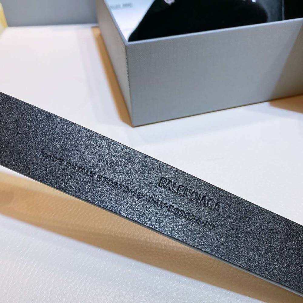 Balenciaga Women New BB Belt in Black Calfskin and Aged Gold Buckle - image 5