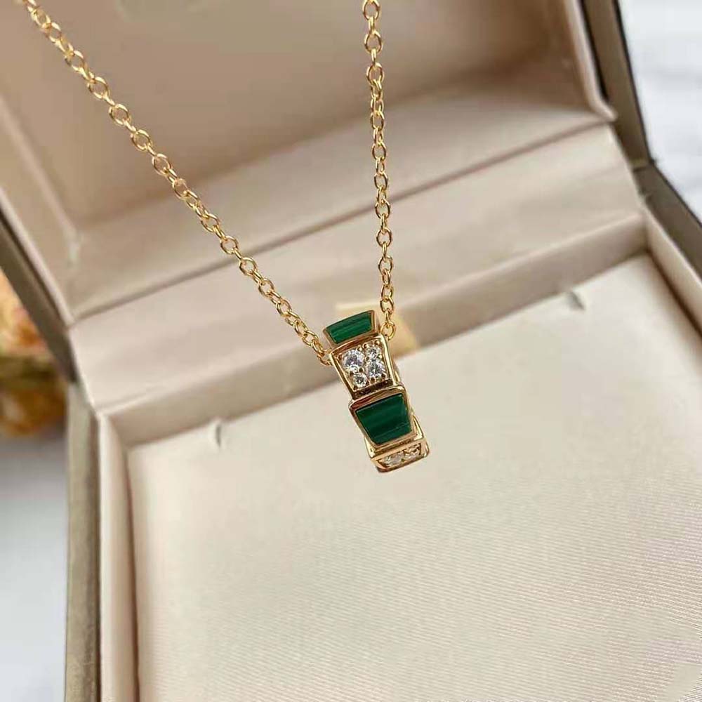 Bvlgari Women Serpenti Viper 18 KT Rose Gold Necklace Set with Malachite Elements - image 5
