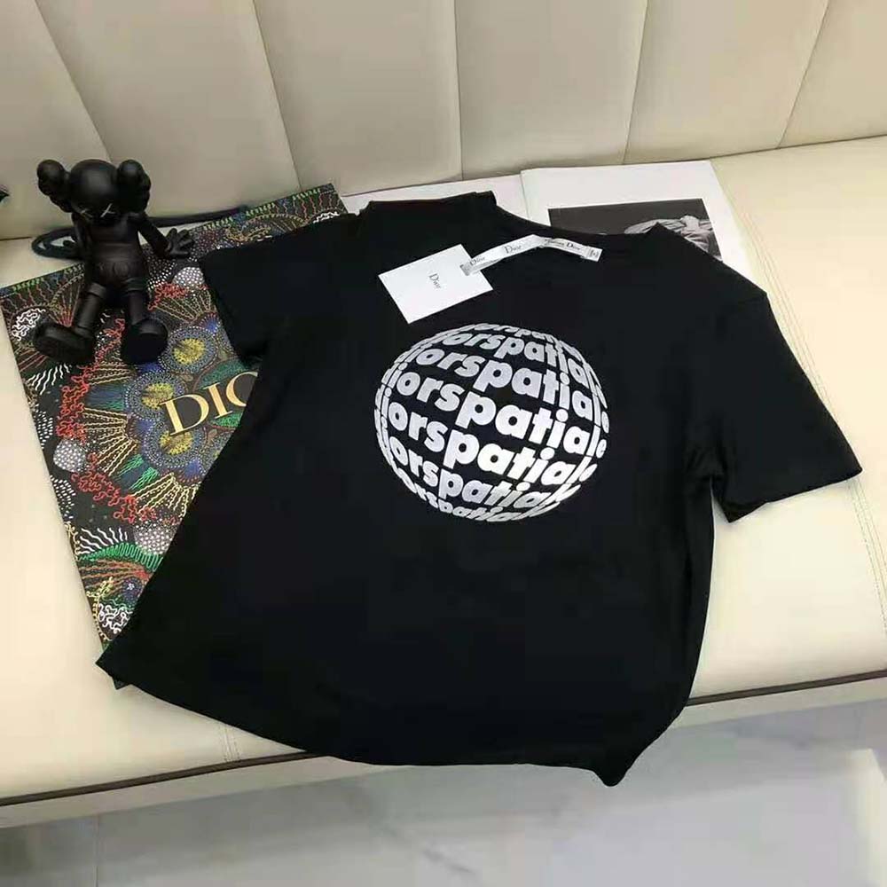 Side angle showing fit of Dior Men Dior Spatial T-shirt in black