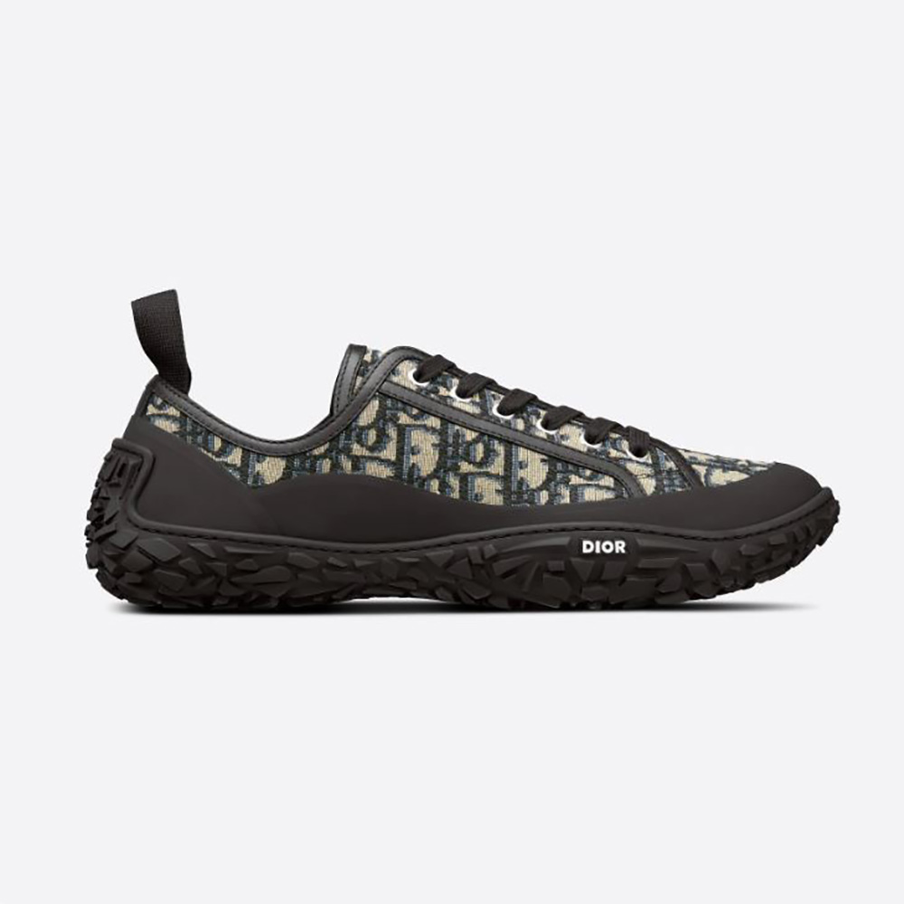 Side profile of Dior Women b28 Low-Top Sneaker beige and black jacquard