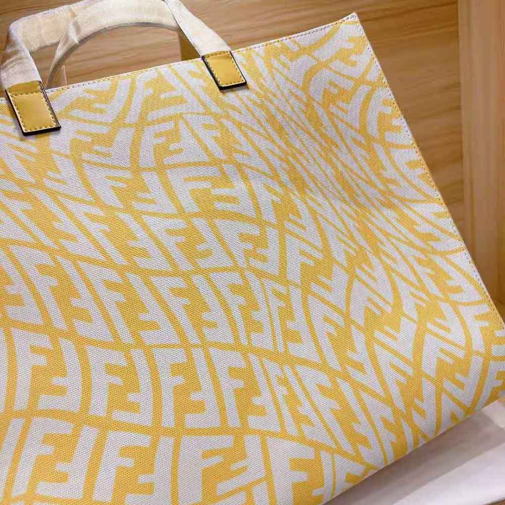Fendi Women Shopper Yellow Glazed Canvas Bag - image 9