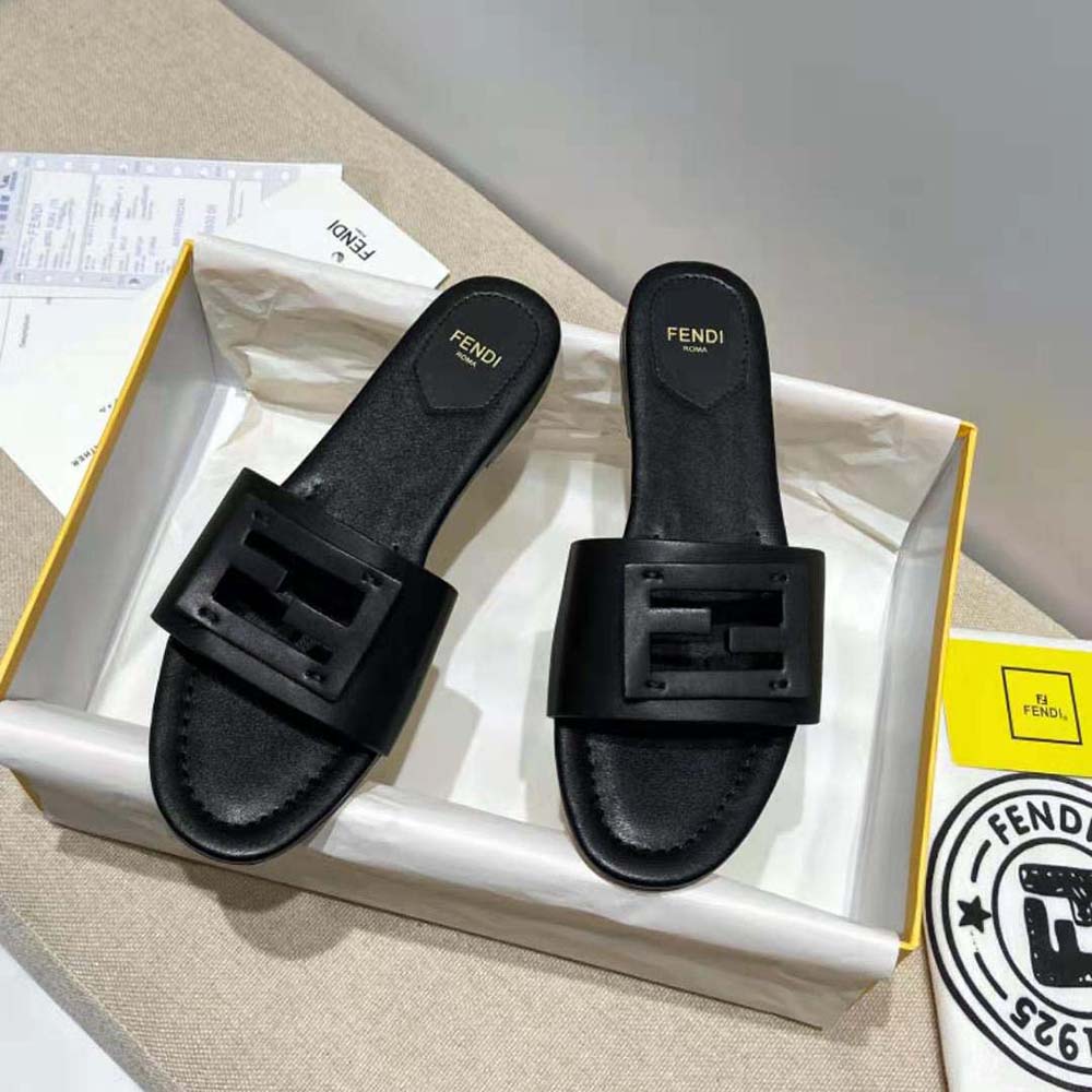 Top-down view of Fendi Women Signature Black Leather Slides open toe