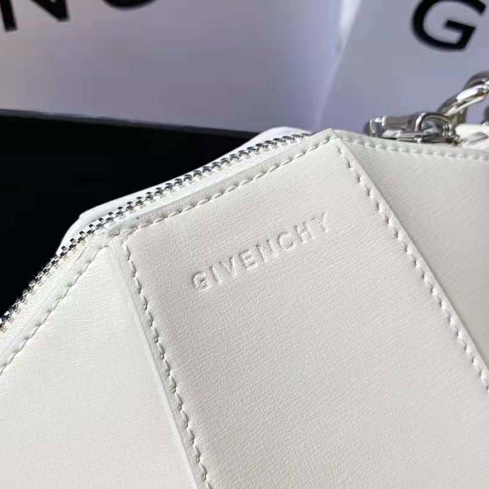 Givenchy Women Mini Antigona Vertical Bag in Box Leather-White - image 9