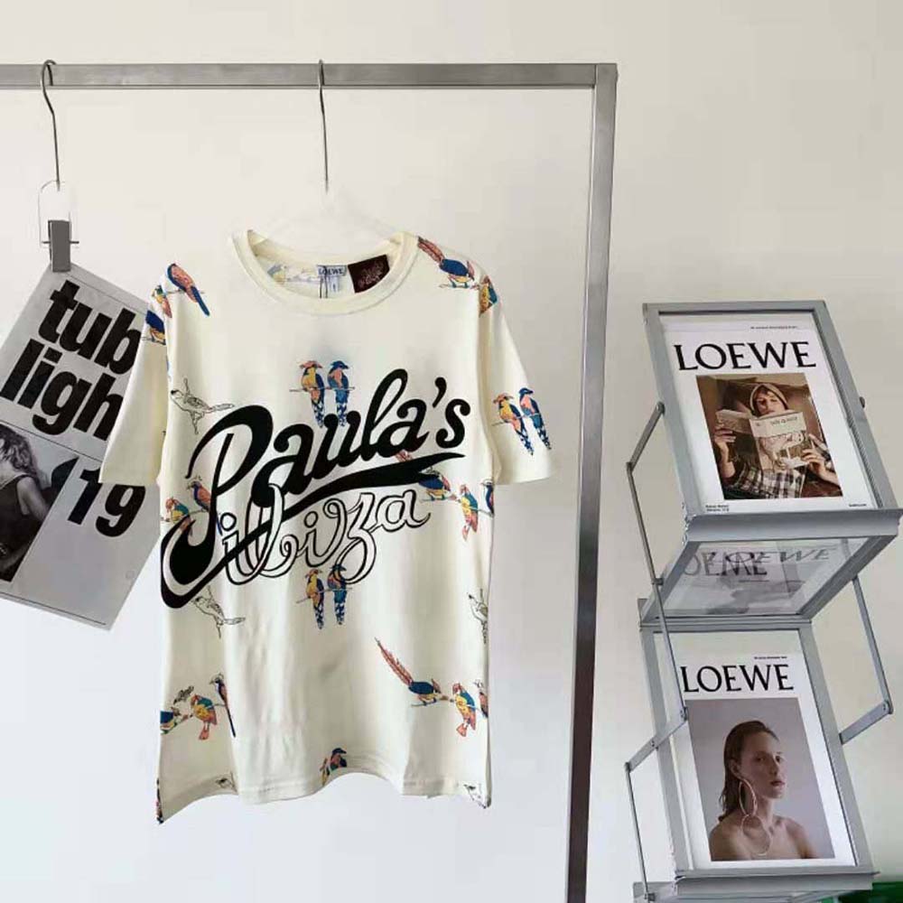 Close-up of vibrant parrot print on Loewe Women T-shirt