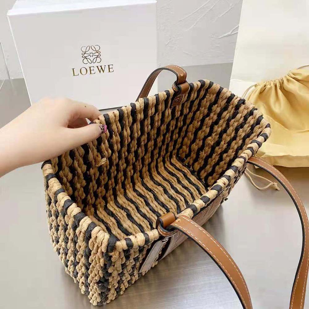 Loewe Women Small Square Basket Bag in Reed and Calfskin - image 7