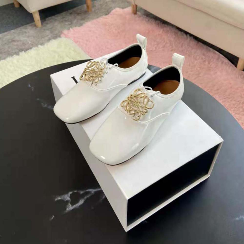 Overhead shot showing sleek silhouette of Loewe Women Soft Derby Anagram