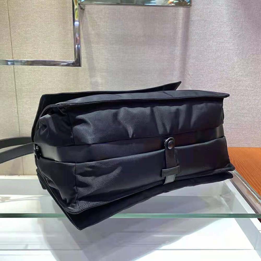 Prada Women Re-Nylon Large Padded Shoulder Bag-Black - image 8