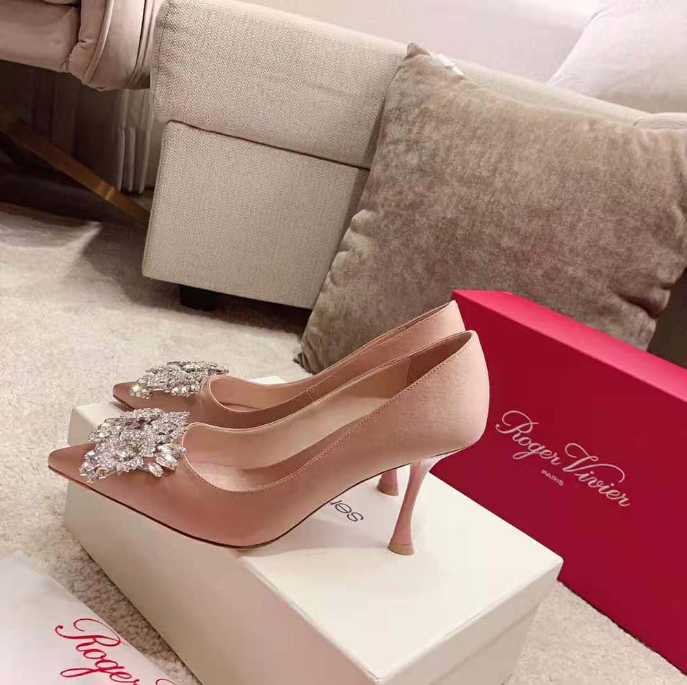 Roger Vivier Women RV Bouquet Strass Buckle Pumps in Satin-Sandy - image 5