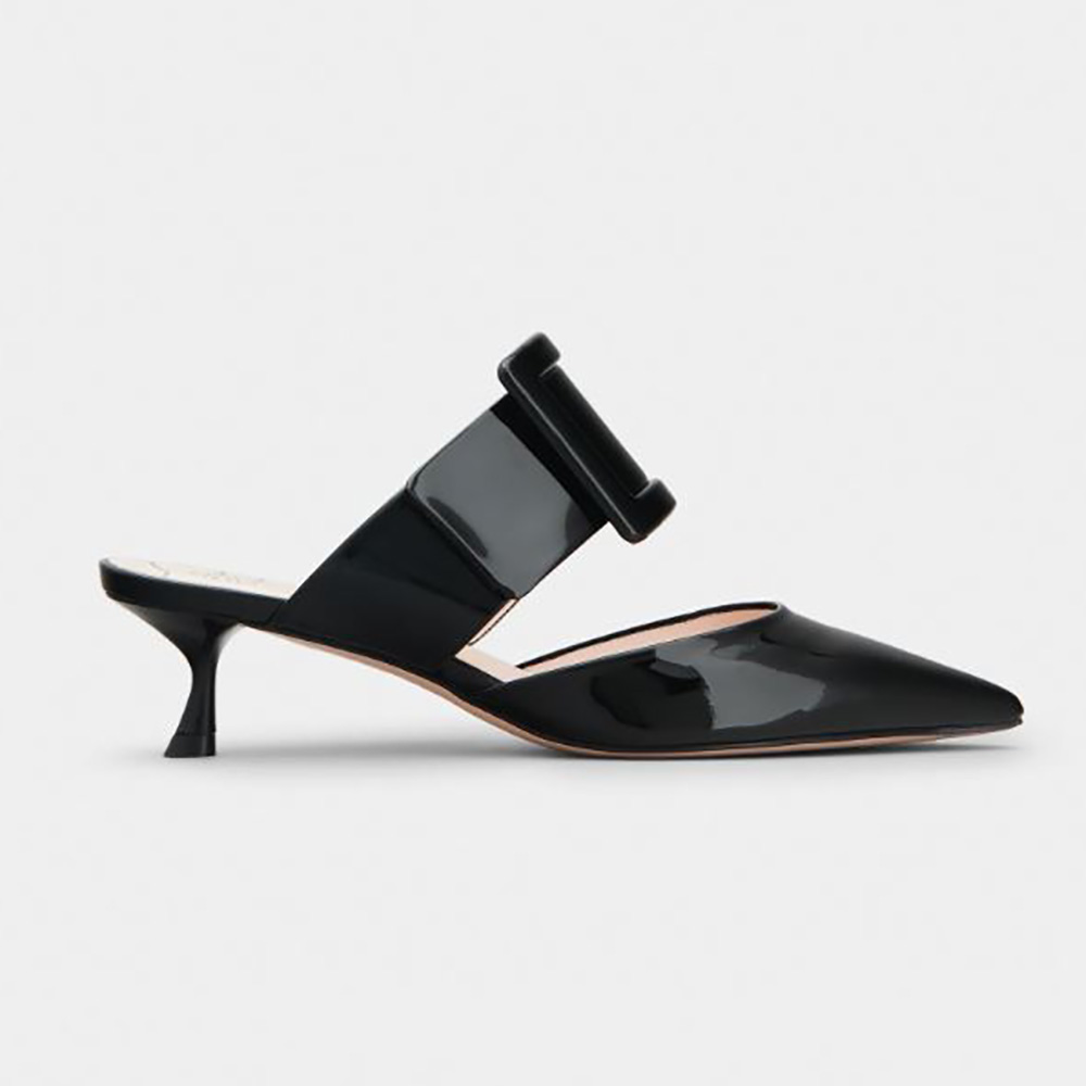Side view of Roger Vivier Women Viv’ In The City Mules in black patent leather