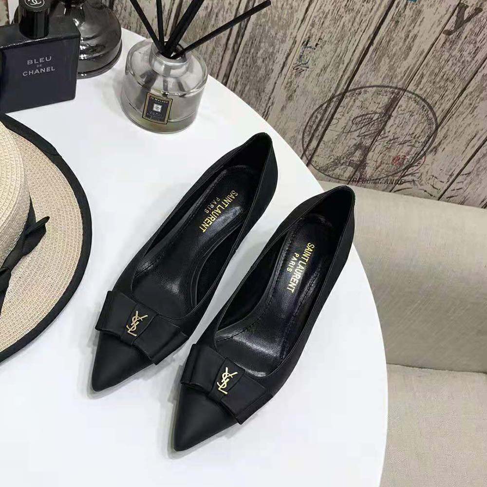 Side profile showcasing silhouette and bow detail of Saint Laurent Anais Pumps