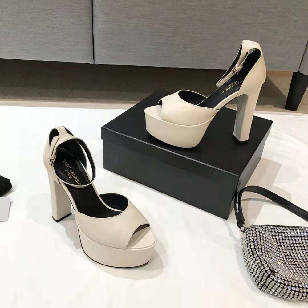 Side profile showing platform sole of Saint Laurent YSL Women Jodie Platform Sandals