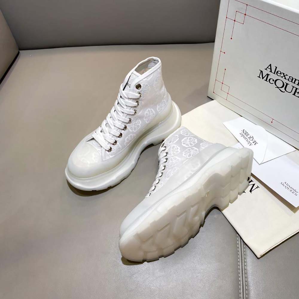 Alexander Mcqueen Women Tread Slick Boot-White - image 5