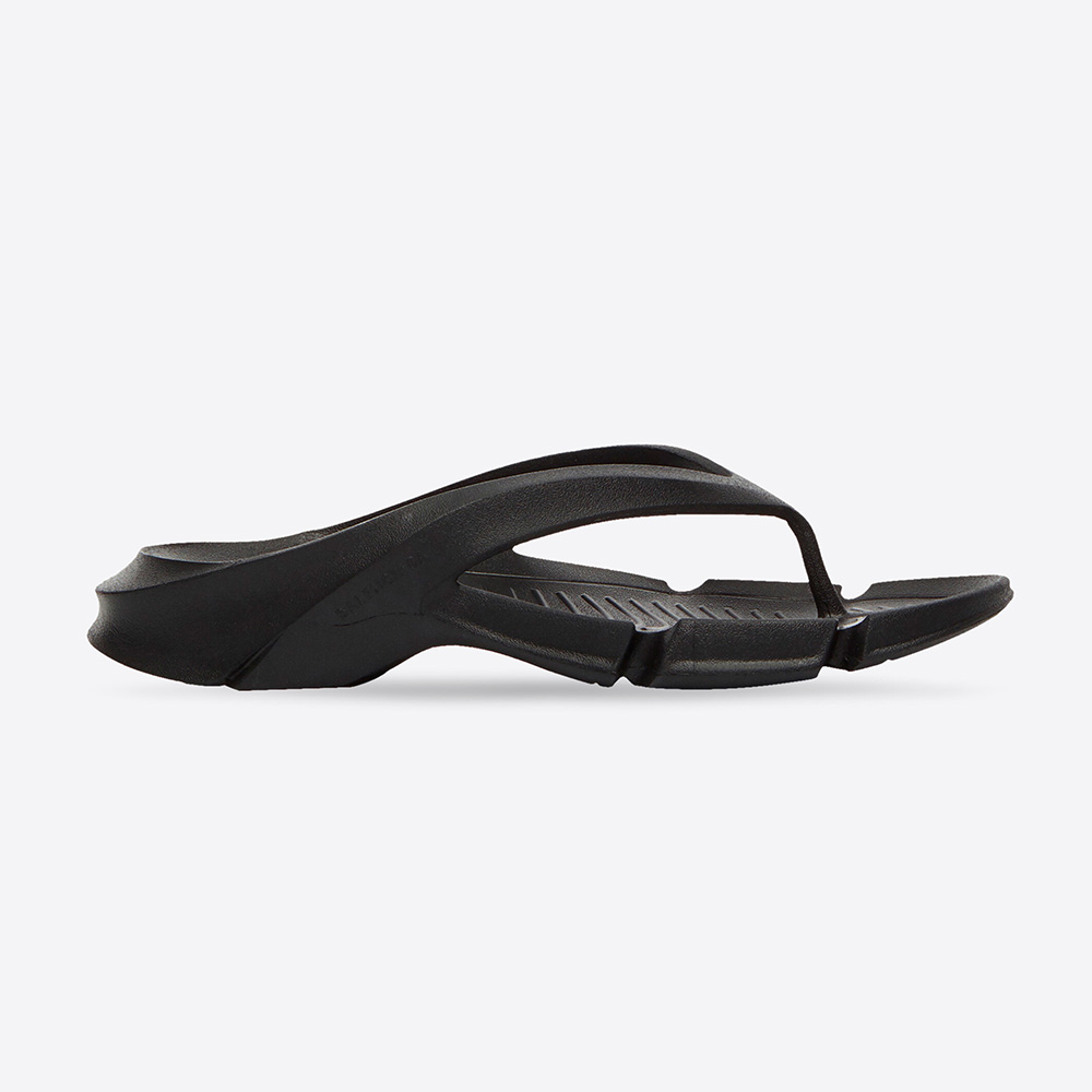 Side profile of Balenciaga Women Mold Thong Sandal in Black