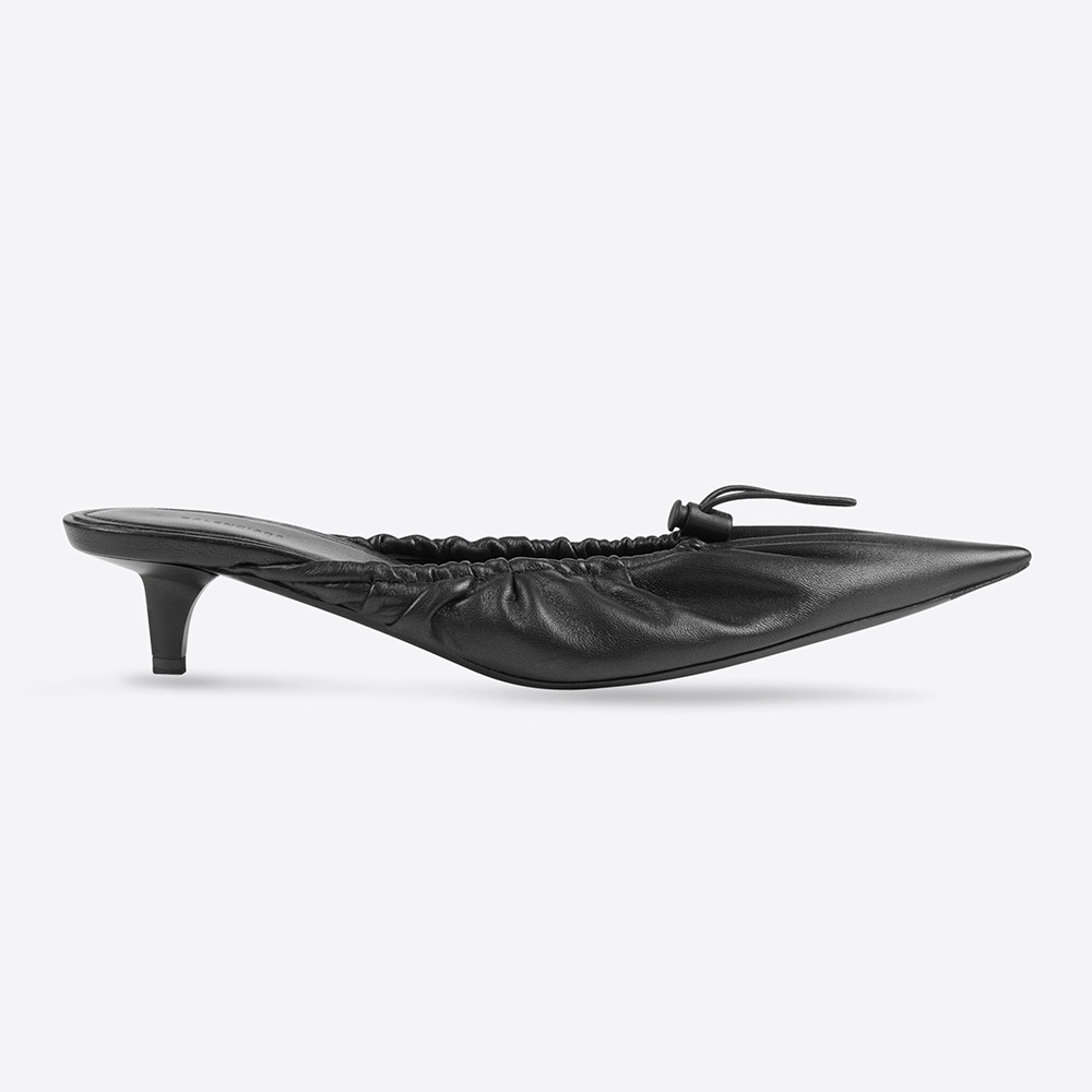 Side view of Balenciaga Women Scrunch Knife 40mm Mule in Black