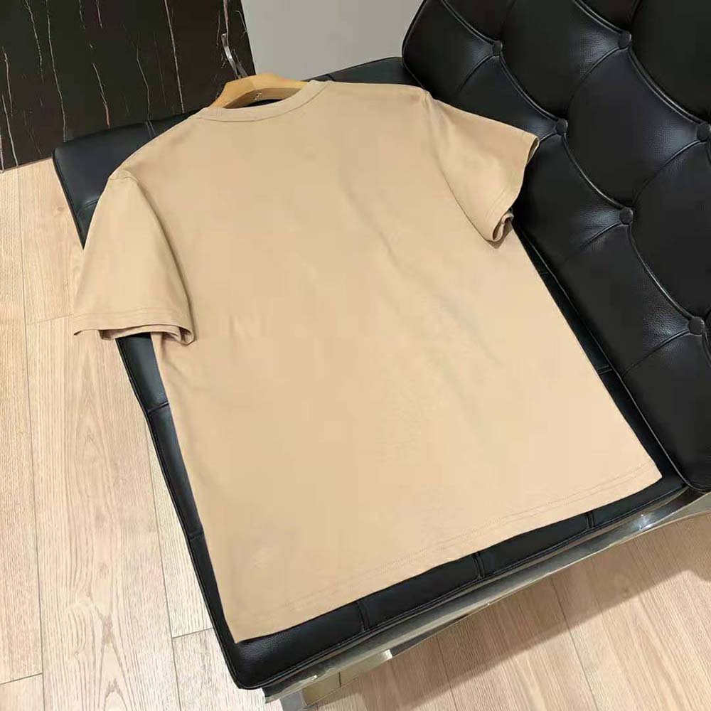 Detail of neckline and stitching on Burberry oversized T-shirt Sandy