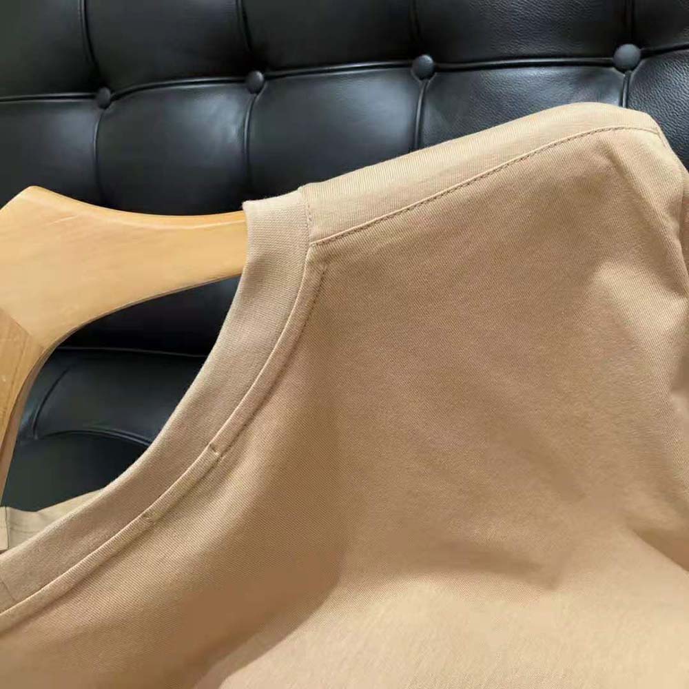 Burberry Women Location Print Cotton Oversized T-shirt-Sandy - image 5