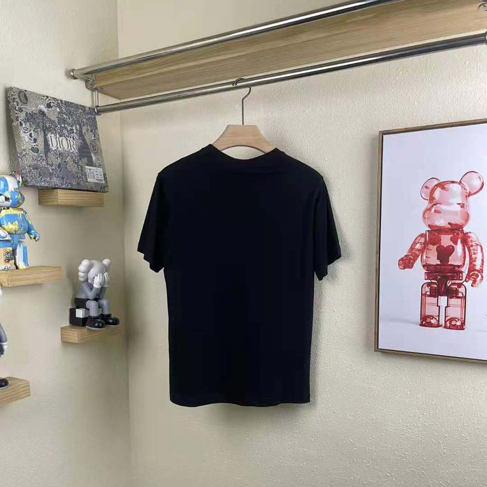 Side angle showing fit of Dior Women Oversized Dior and Kenny Scharf T-shirt Black Cotton Jersey