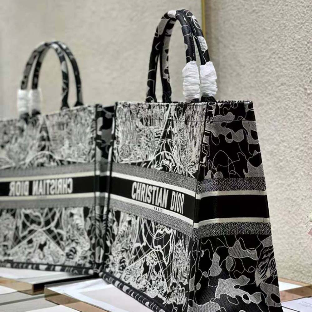 Dior Women Book Tote Black and White Dior Around the World Embroidery - image 5