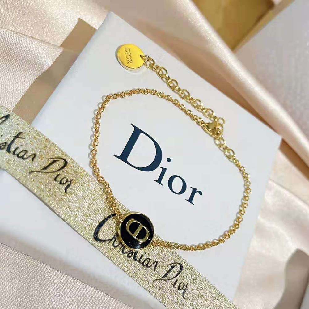 Close-up of signature CD logo on Dior Women Petit CD Bracelet