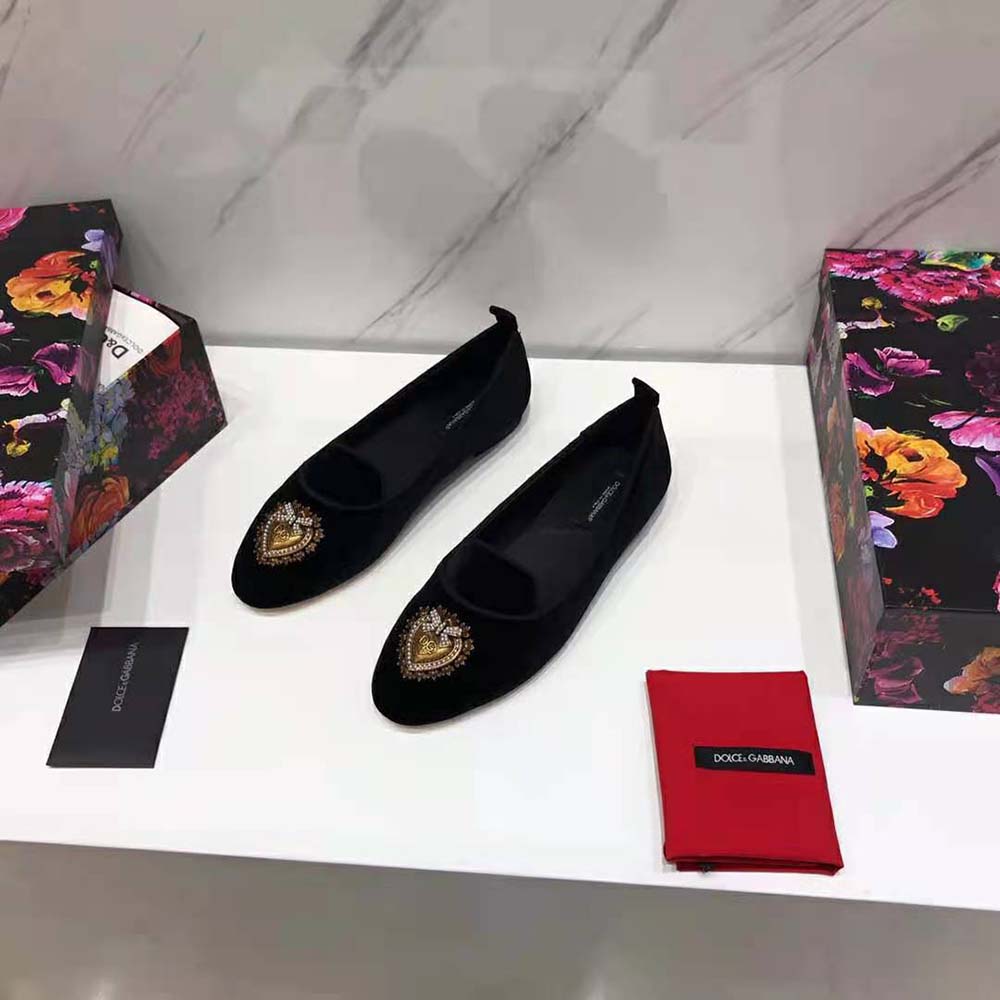 Close-up of gold-tone heart buckle detail on Velvet Devotion Slippers black