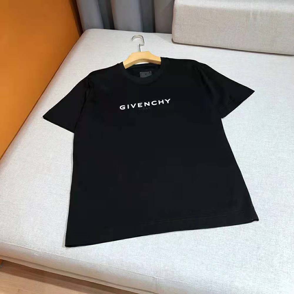 Side angle of Givenchy Women Reverse Oversized T-Shirt-Black silhouette