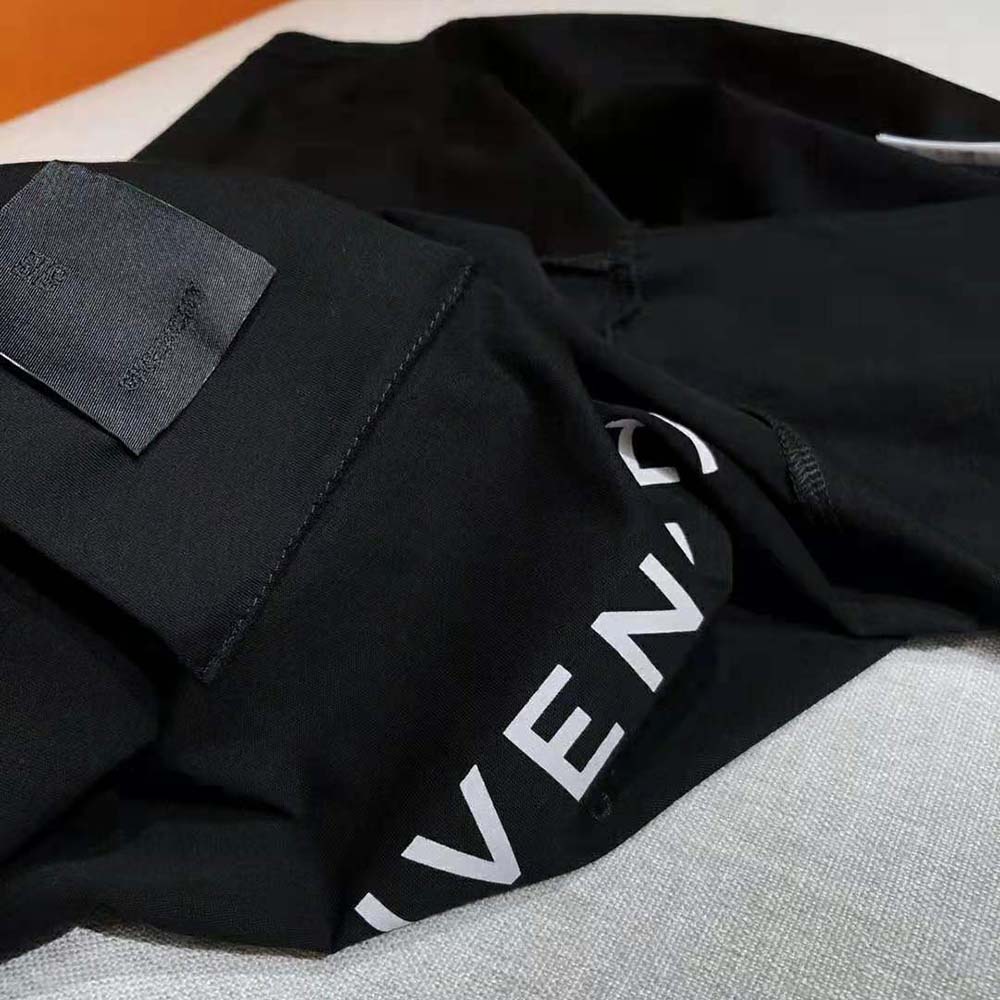Givenchy Women Reverse Oversized T-Shirt-Black - image 4