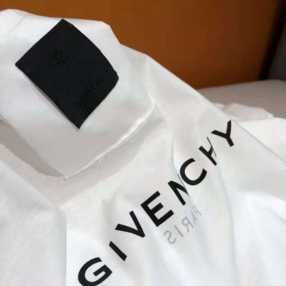 Givenchy Women Reverse Oversized T-Shirt-White - image 9
