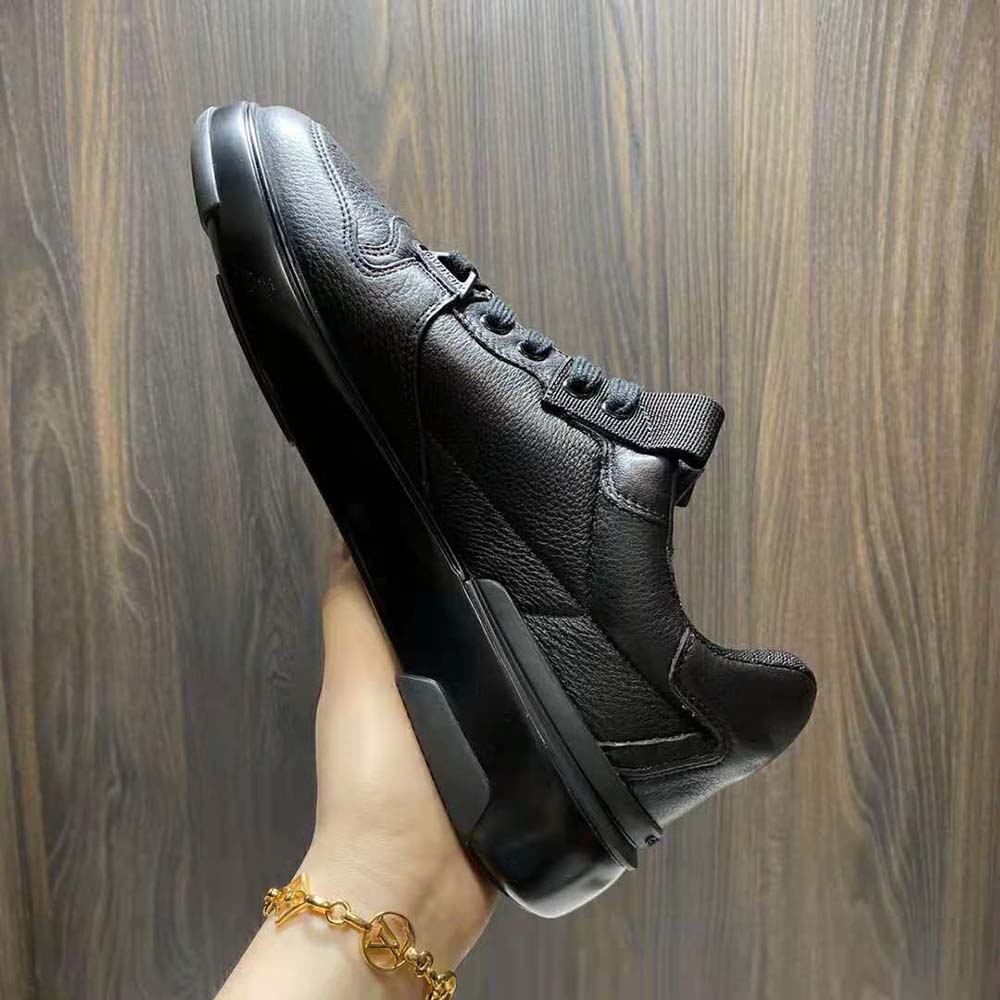 Givenchy Men Wing Low Sneakers in Satin-Black - image 6