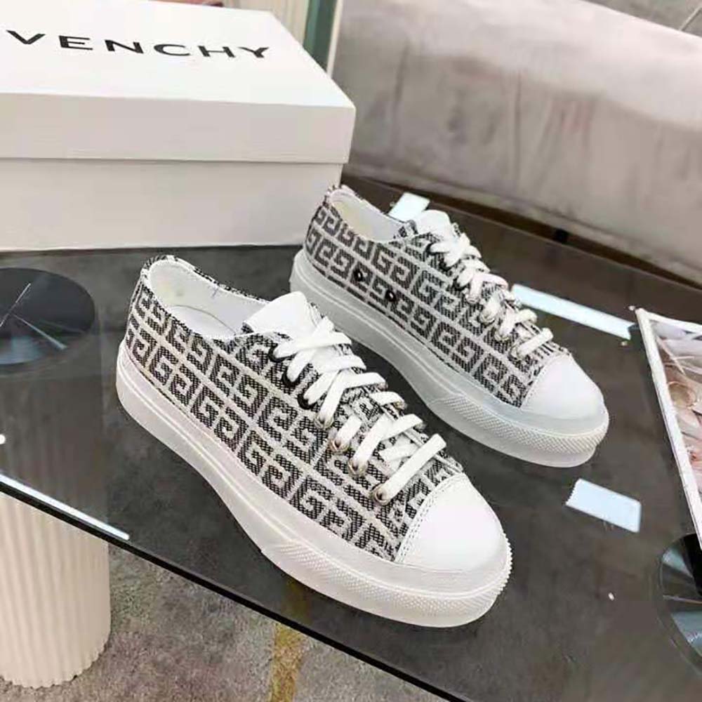 Close-up detail of 4G jacquard fabric on Givenchy Women Sneakers City