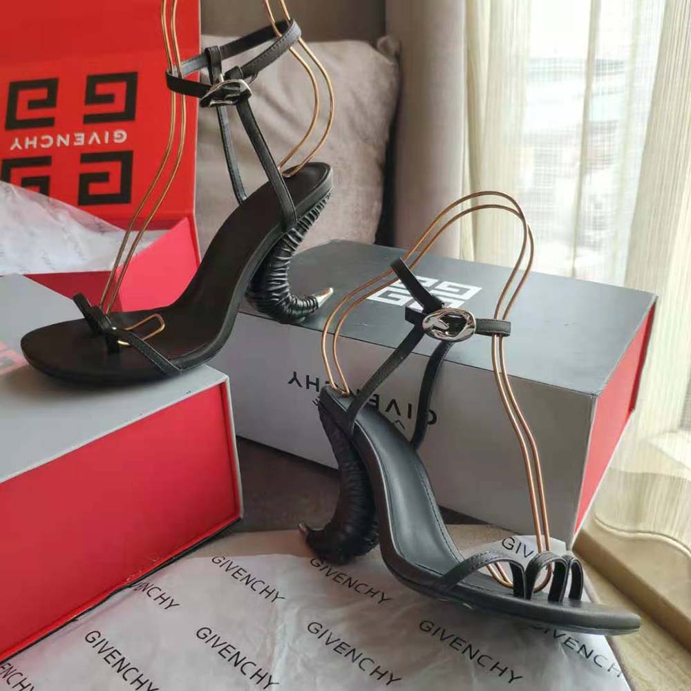 Givenchy Women Triple Toes Sandals in Leather with Horn Heel-Black - image 4