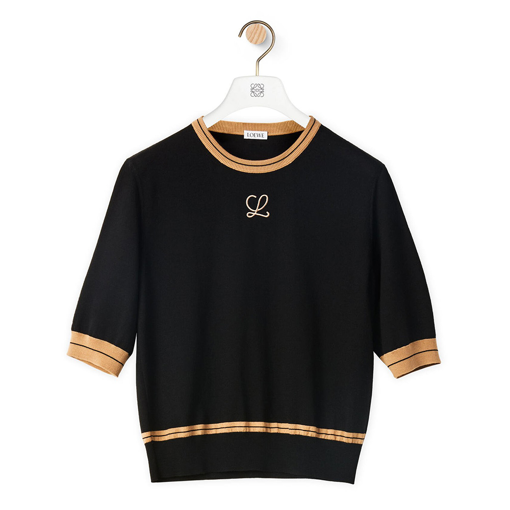 Front view of Loewe Women Cropped Sweater in Wool-Black