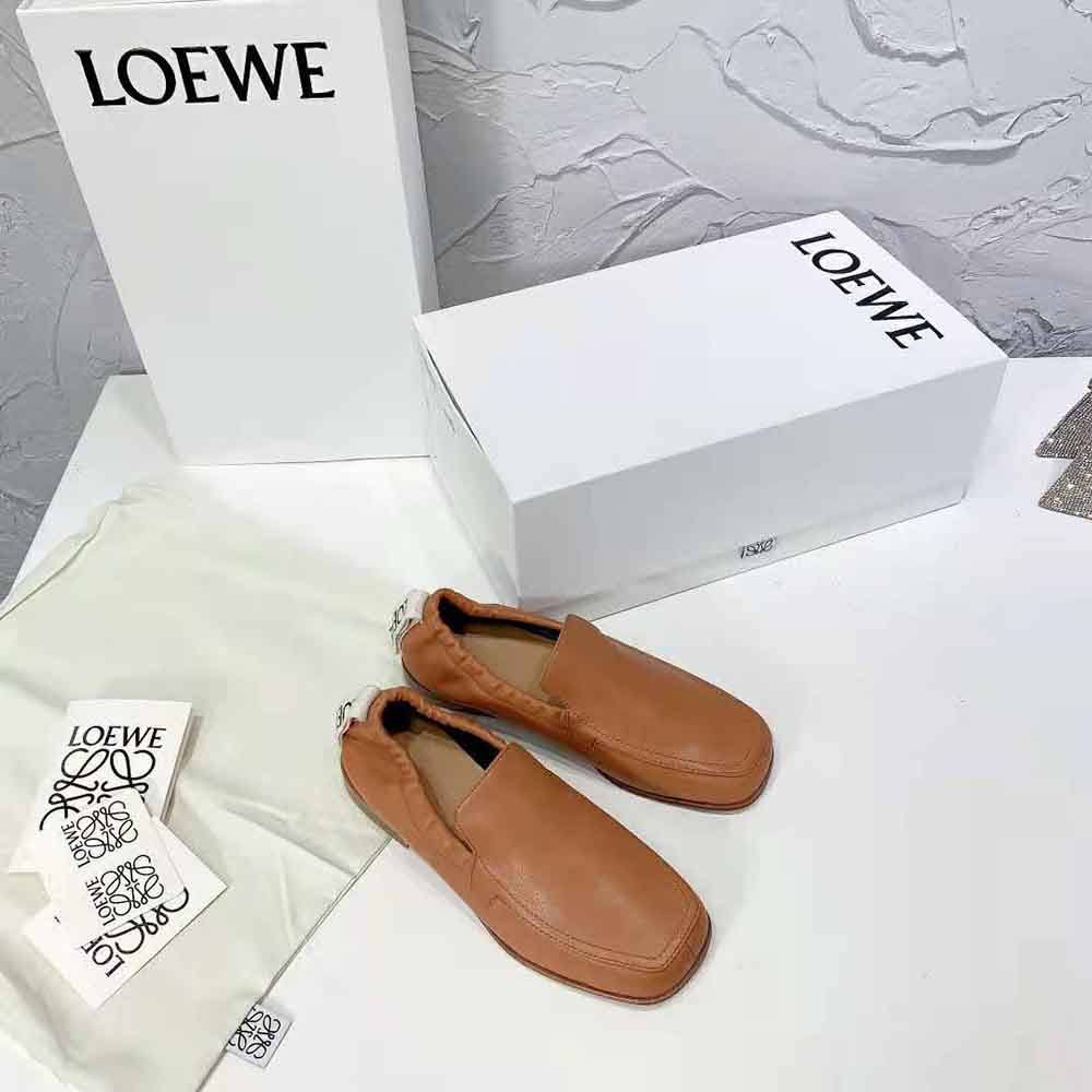 Close-up on elasticated panel detail of Loewe Women Elasticated Loafer in Calf-Brown