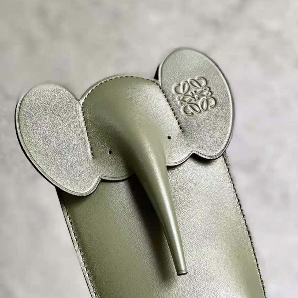 Loewe Women Elephant Pocket in Classic Calfskin-Green - image 4